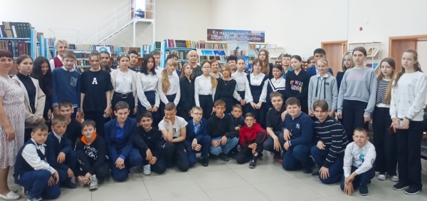 Великий подвиг Ваш история хранит