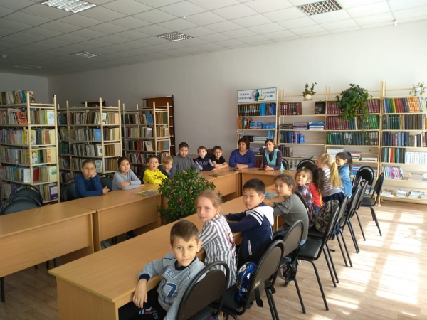 «Жазғы фишка-достарыңызбен кітап оқыңыз»