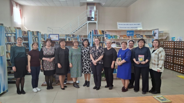 «Бақытжамал Әжіғалиеваның сиқырлы сандықшасы» кеш-портрет